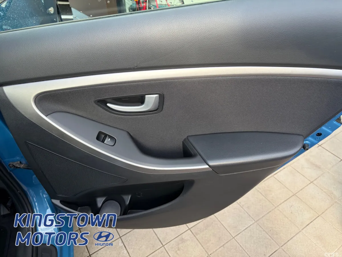 Hyundai i30 Hatchback, Petrol, 2014, Blue