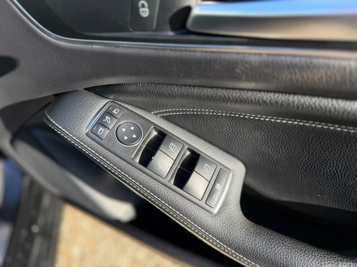 Mercedes-Benz A-Class Hatchback, Petrol, 2013, Black