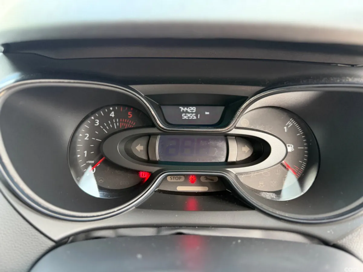 Renault Captur Hatchback, Diesel, 2019, Grey
