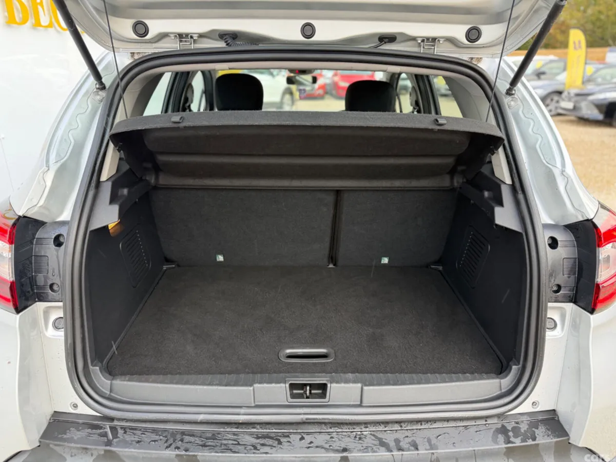 Renault Captur Hatchback, Diesel, 2019, Grey