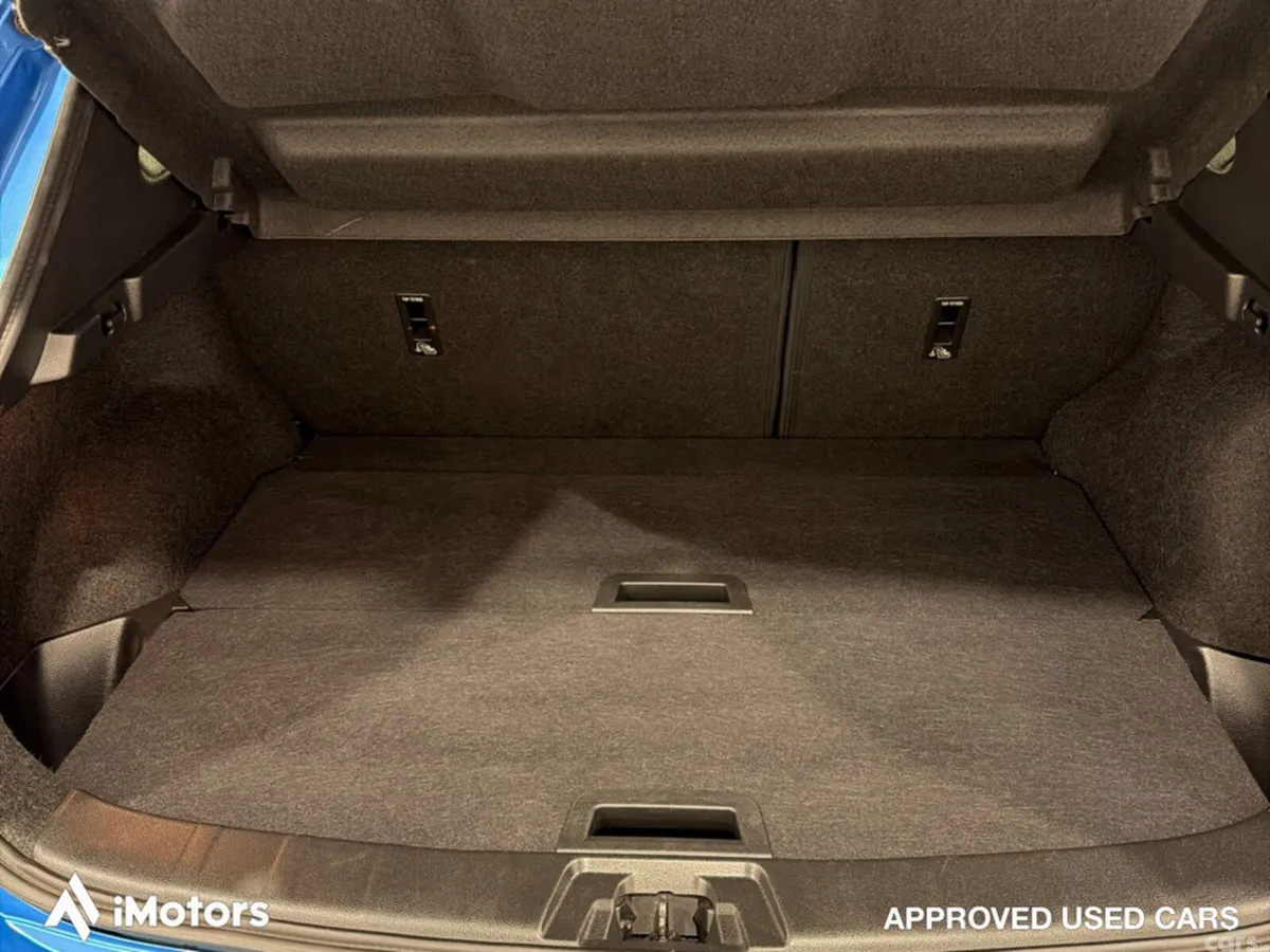 Nissan Qashqai Hatchback, Diesel, 2019, Blue