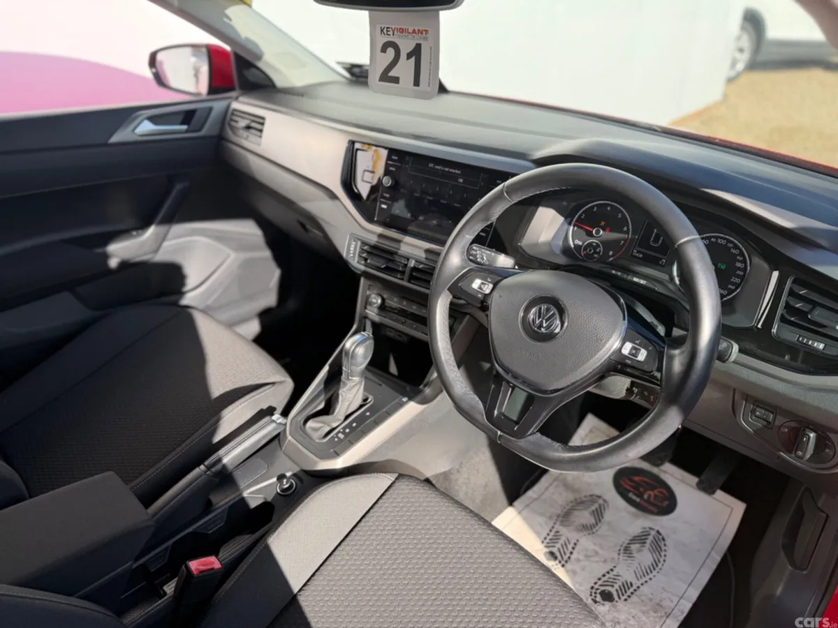 Volkswagen Polo Hatchback, Petrol, 2018, Red