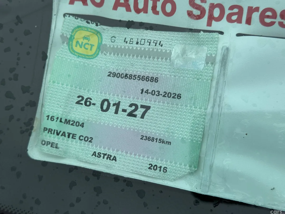 Opel Astra Hatchback, Diesel, 2016, Red