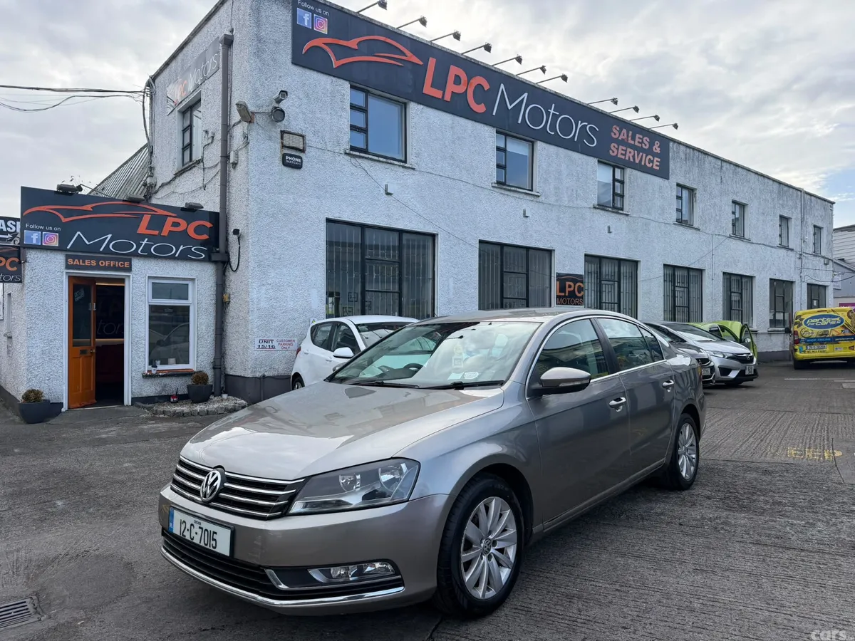 Volkswagen Passat Saloon, Diesel, 2012, Brown