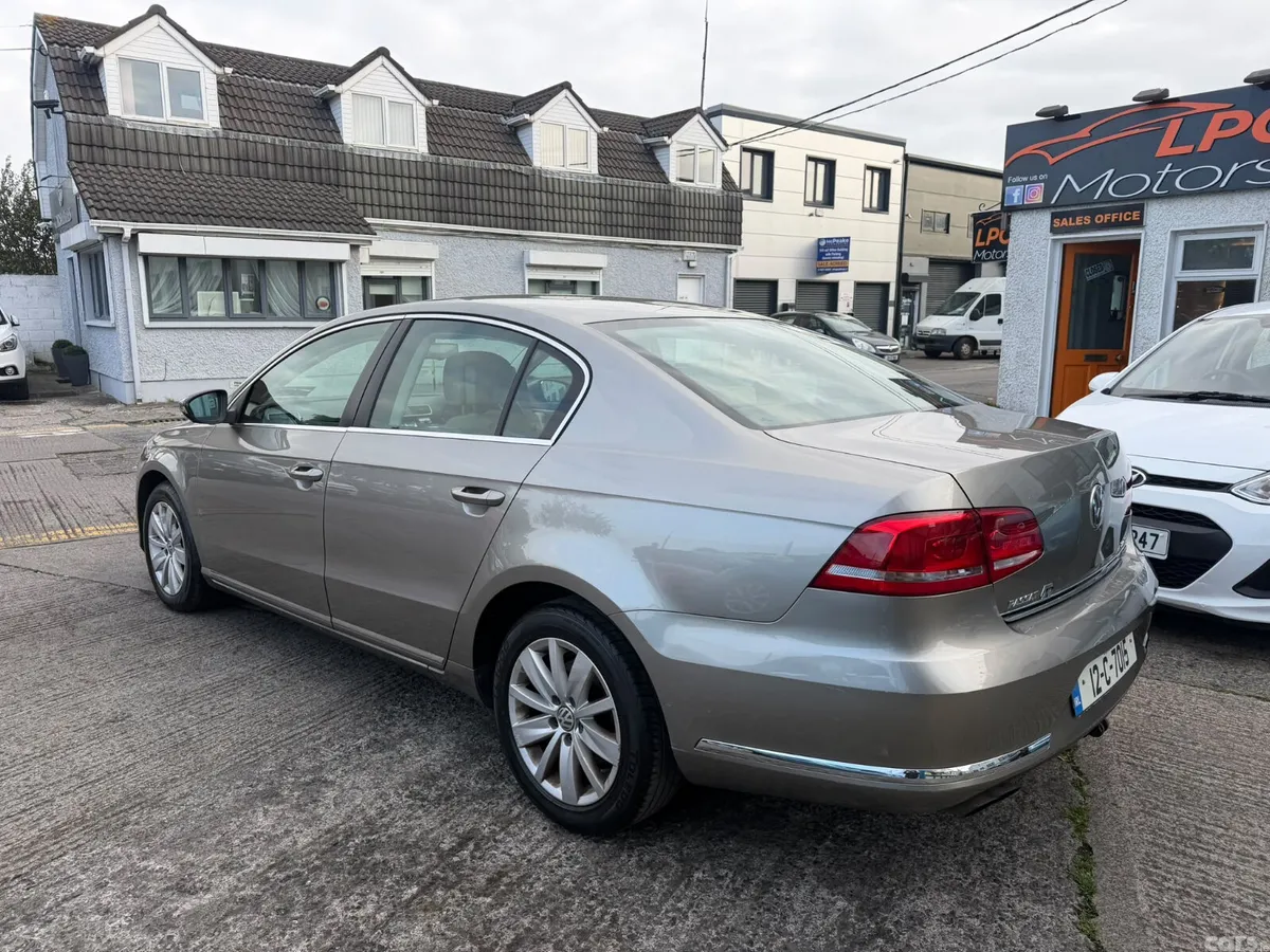 Volkswagen Passat Saloon, Diesel, 2012, Brown