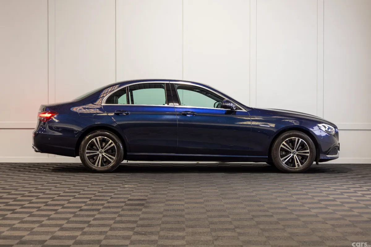 Mercedes-Benz E-Class Saloon, Diesel, 2022, Blue