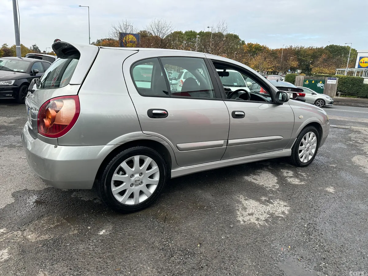 Nissan Almera Hatchback, Petrol, 2006, Silver