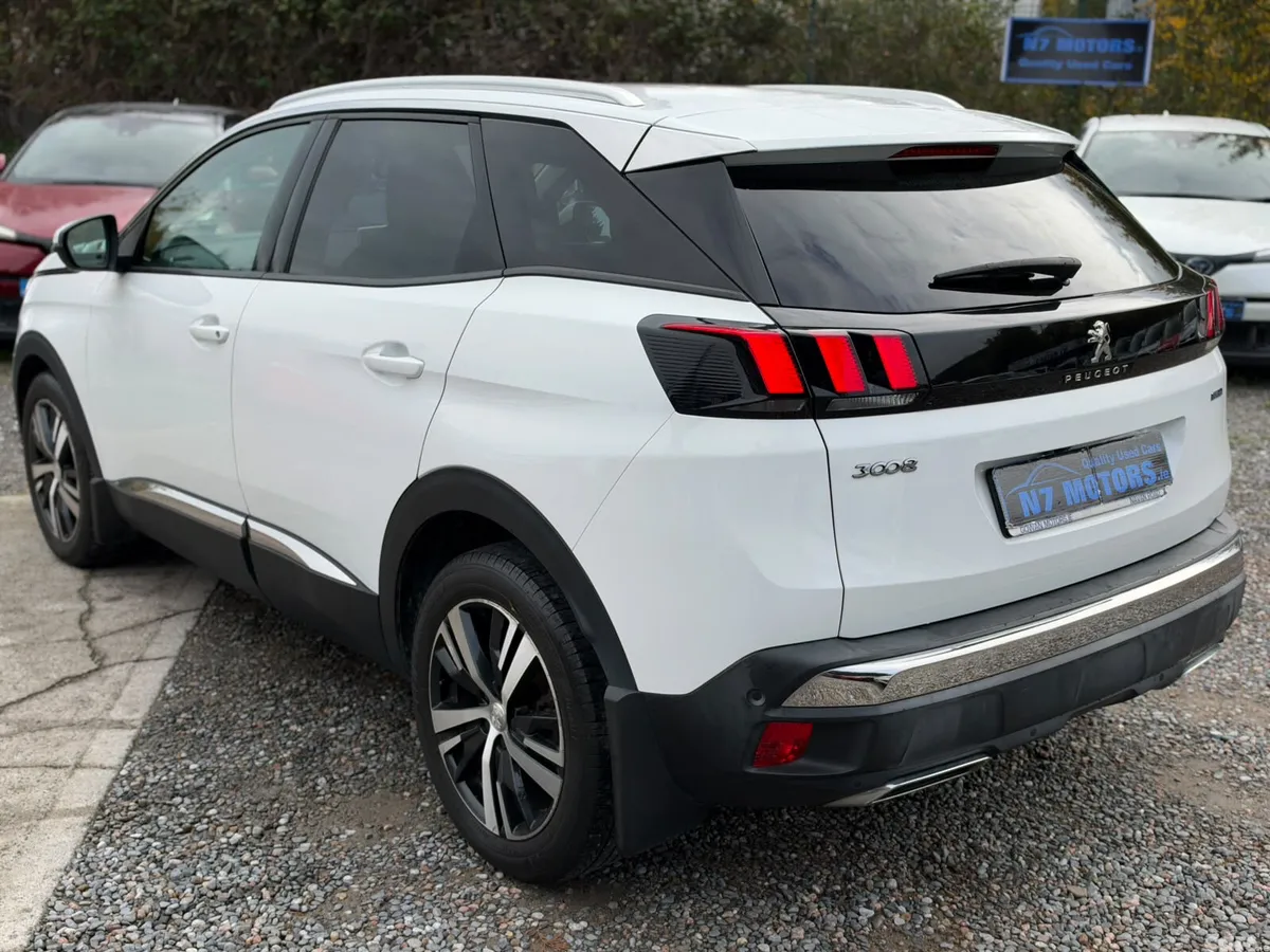 Peugeot 3008 SUV, Petrol, 2017, White