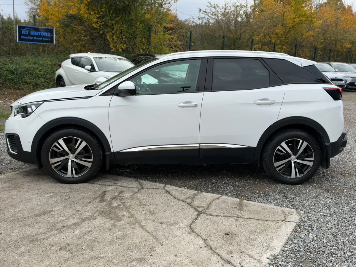 Peugeot 3008 SUV, Petrol, 2017, White