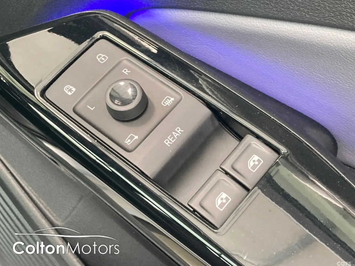 Volkswagen ID.4 SUV, Electric, 2022, Grey