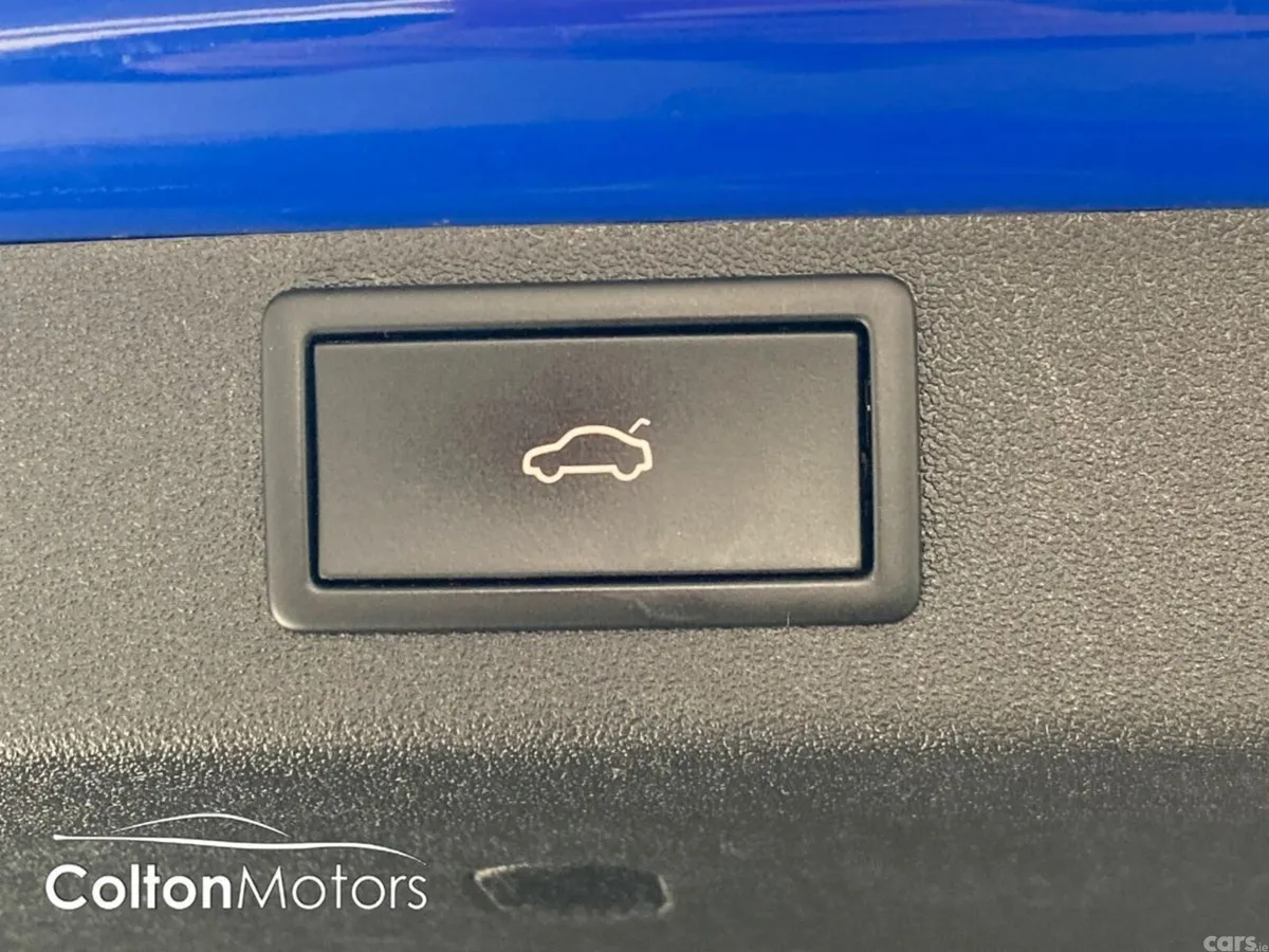 Skoda Enyaq Hatchback, Electric, 2023, Blue