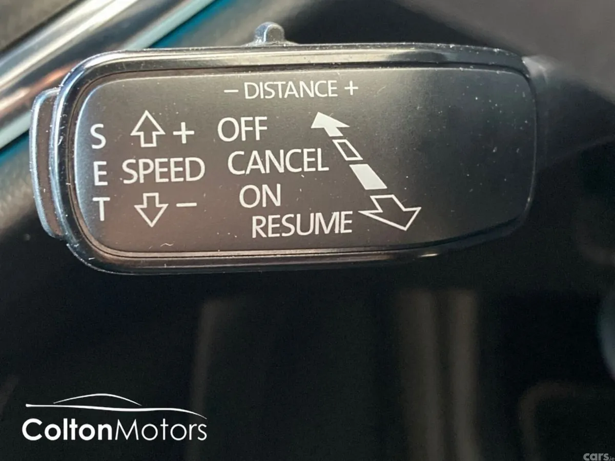 Skoda Enyaq Hatchback, Electric, 2023, Blue