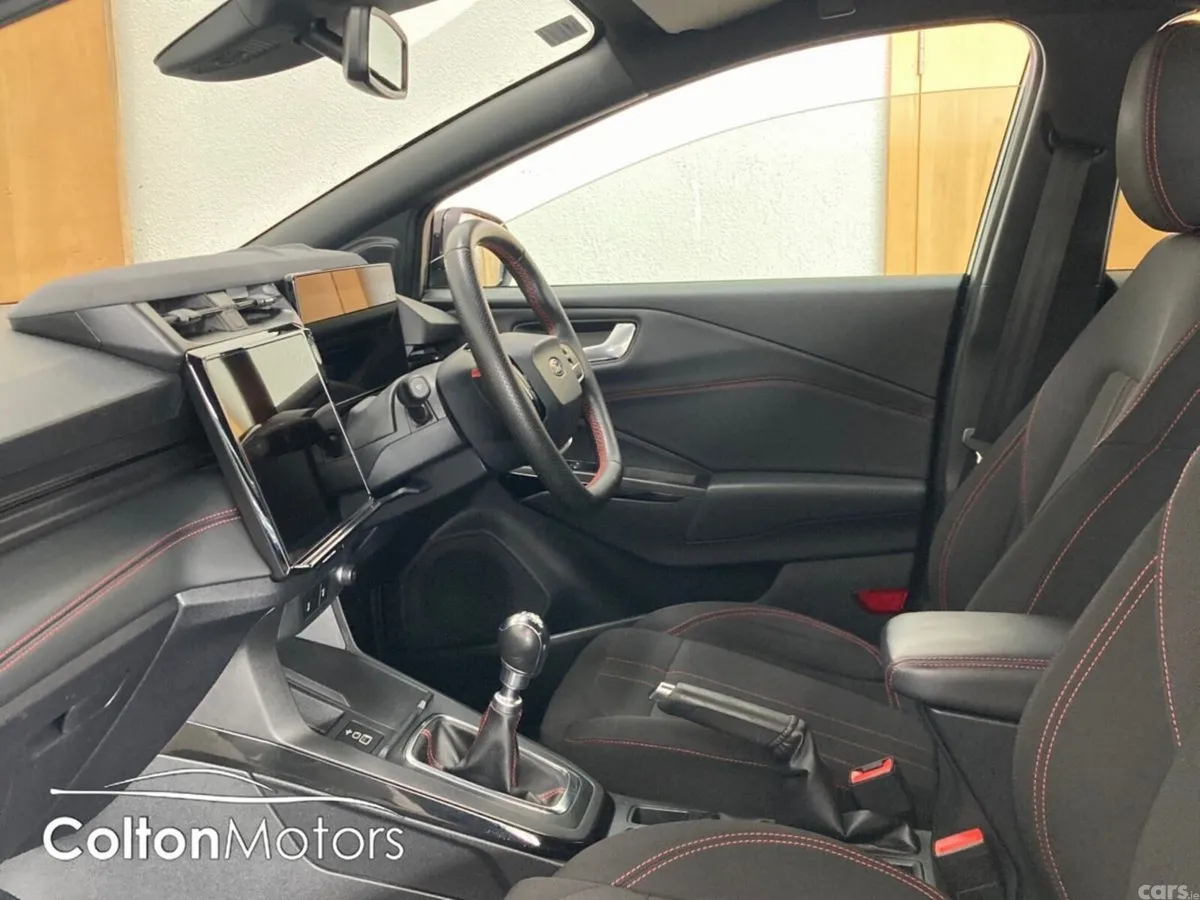 Ford Puma SUV, Petrol Hybrid, 2025, Black