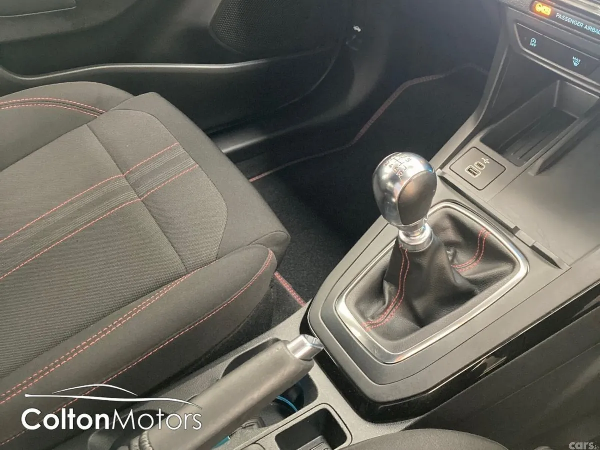 Ford Puma SUV, Petrol Hybrid, 2025, Black
