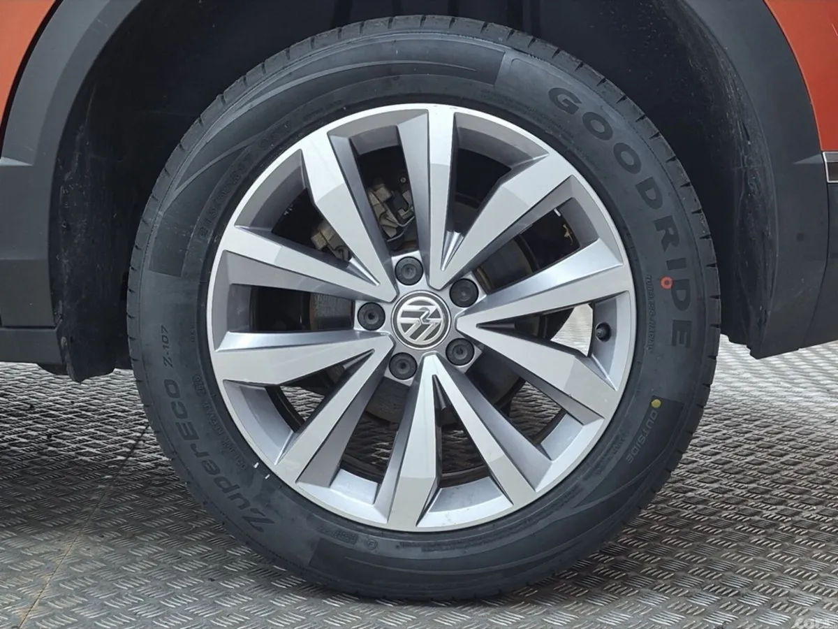 Volkswagen T-Roc SUV, Diesel, 2020, Orange