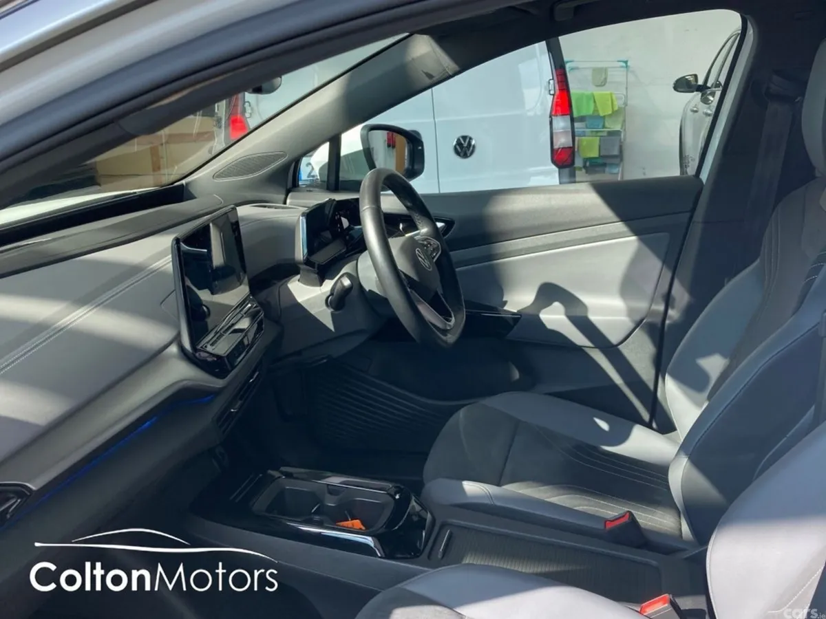 Volkswagen ID.5 SUV, Electric, 2023, White