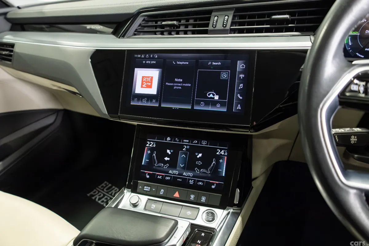 Audi Q8 e-tron SUV, Electric, 2023, Grey