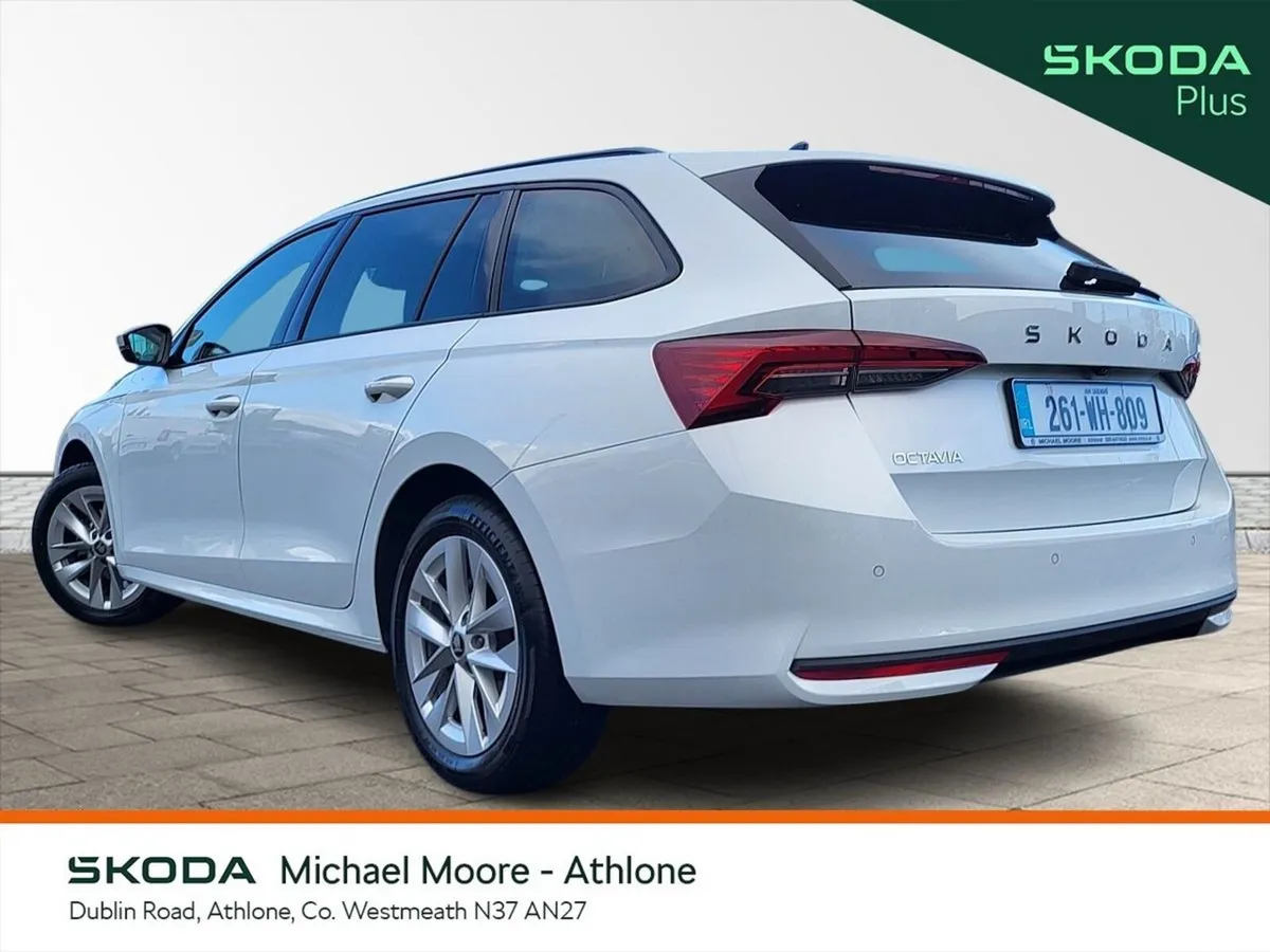 Skoda Octavia Estate, Diesel, 2026, White