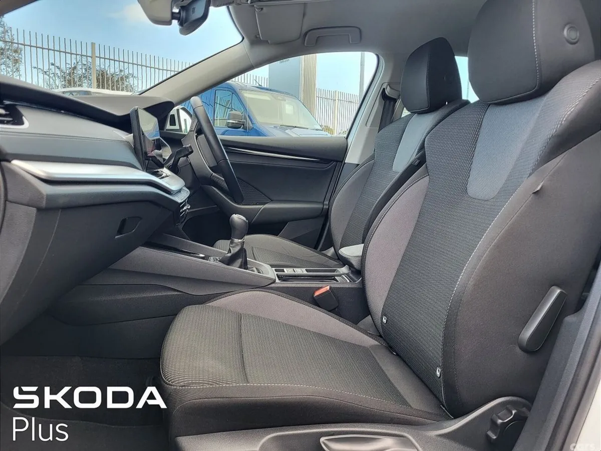 Skoda Octavia Estate, Diesel, 2026, White