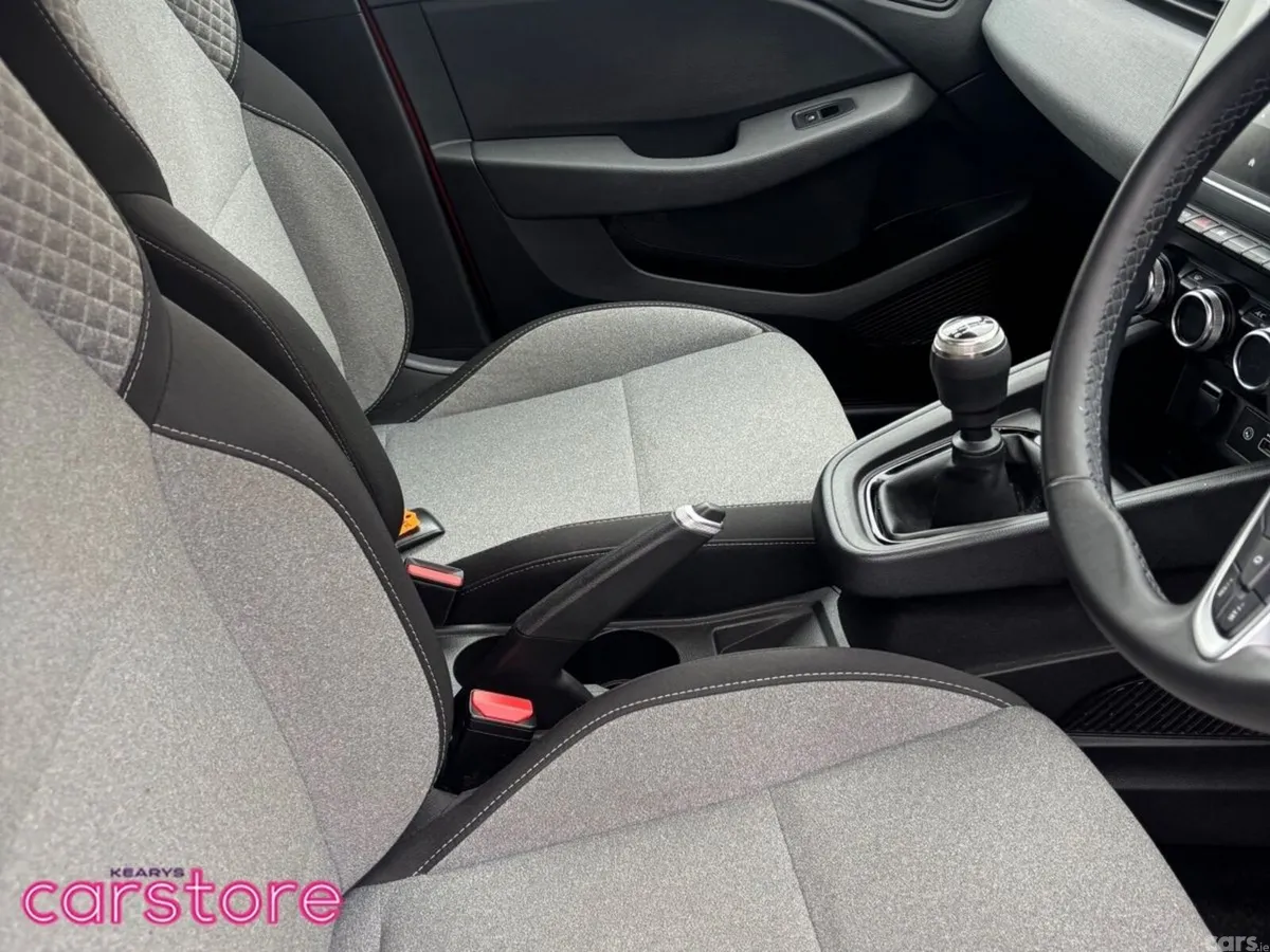 Renault Clio Hatchback, Petrol, 2024, Orange
