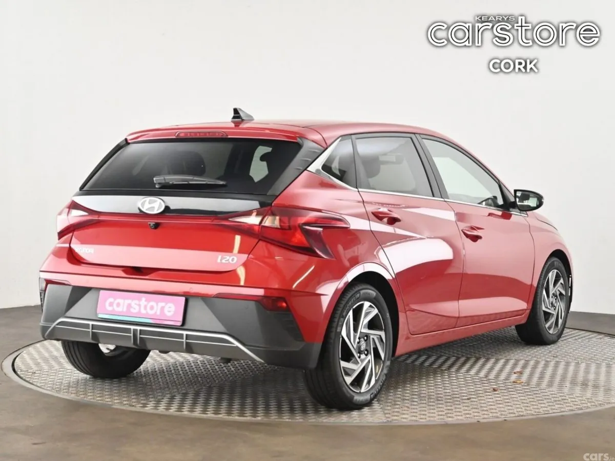 Hyundai i20 Hatchback, Petrol, 2024, Red