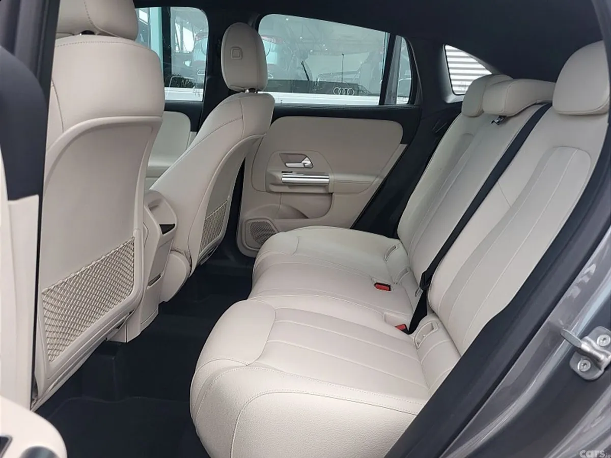 Mercedes-Benz GLA SUV, Diesel, 2027, Grey