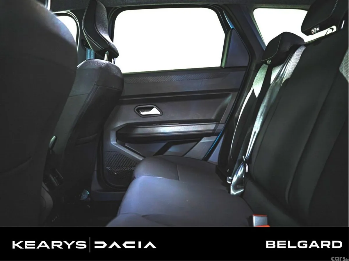 Dacia Bigster SUV, Petrol Hybrid, 2027, Green