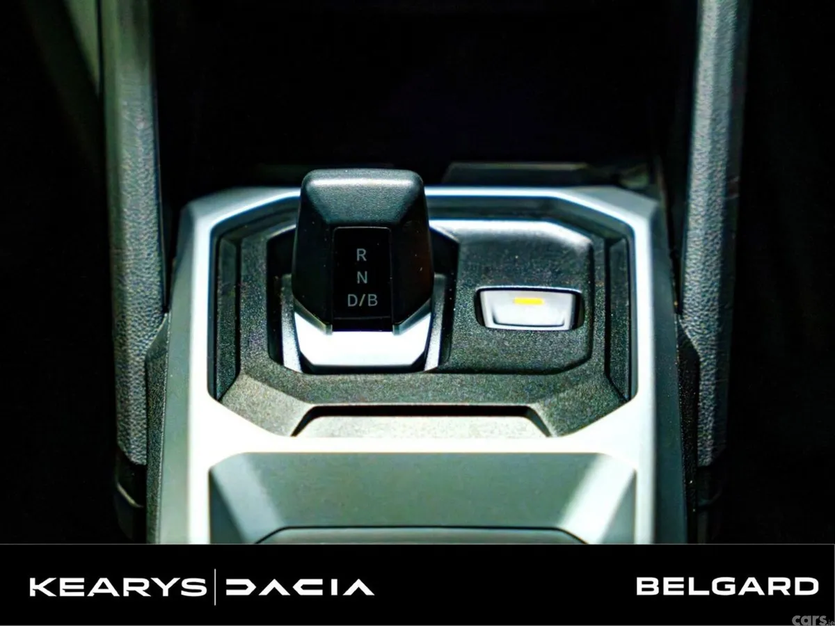 Dacia Duster SUV, Petrol Hybrid, 2027, Grey