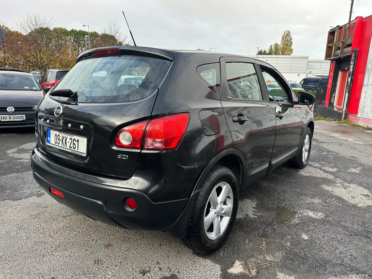 Nissan Qashqai Hatchback, Diesel, 2009, Black