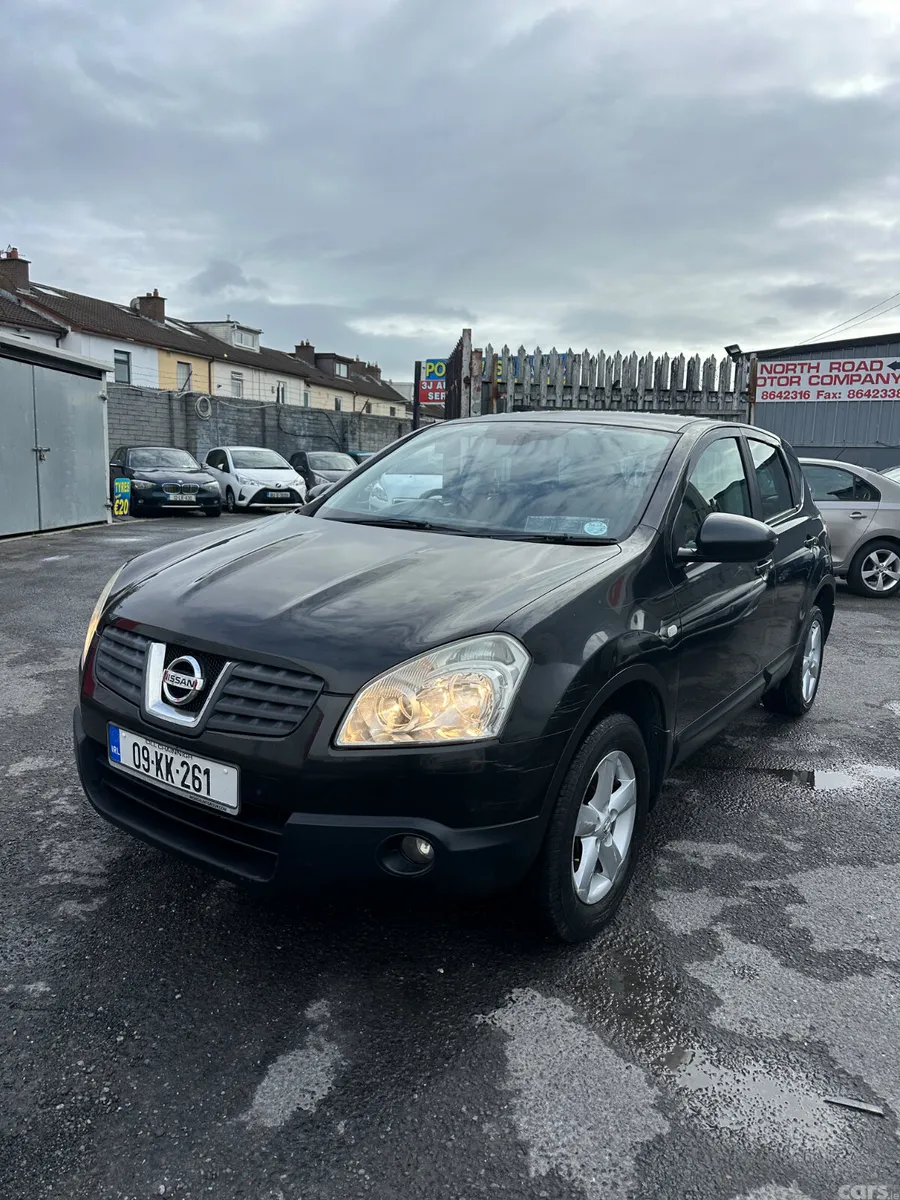 Nissan Qashqai Hatchback, Diesel, 2009, Black