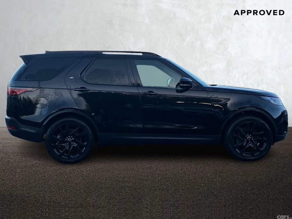Land Rover Discovery SUV, Diesel, 2024, Black