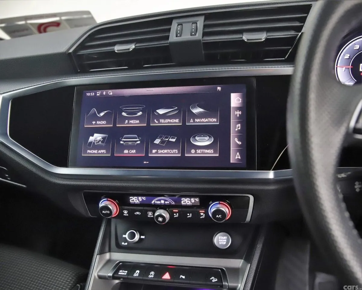 Audi Q3 SUV, Petrol, 2020, Blue