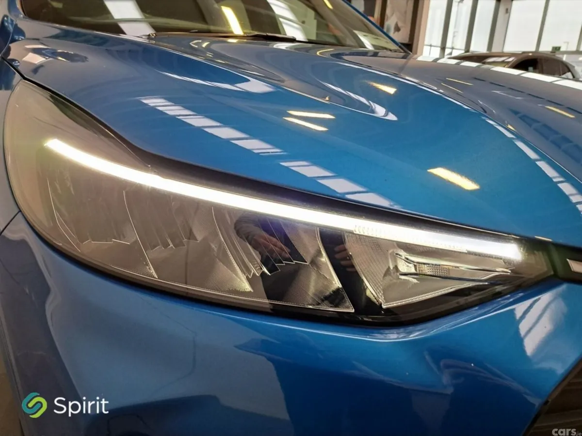 Ford Kuga SUV, Petrol Plug-in Hybrid, 2025, Blue