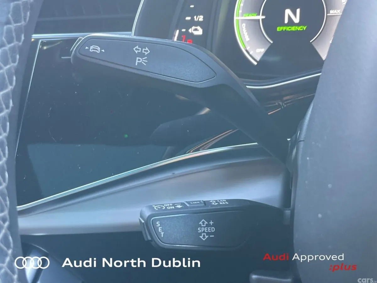 Audi Q8 Hatchback, Petrol Plug-in Hybrid, 2023, Black
