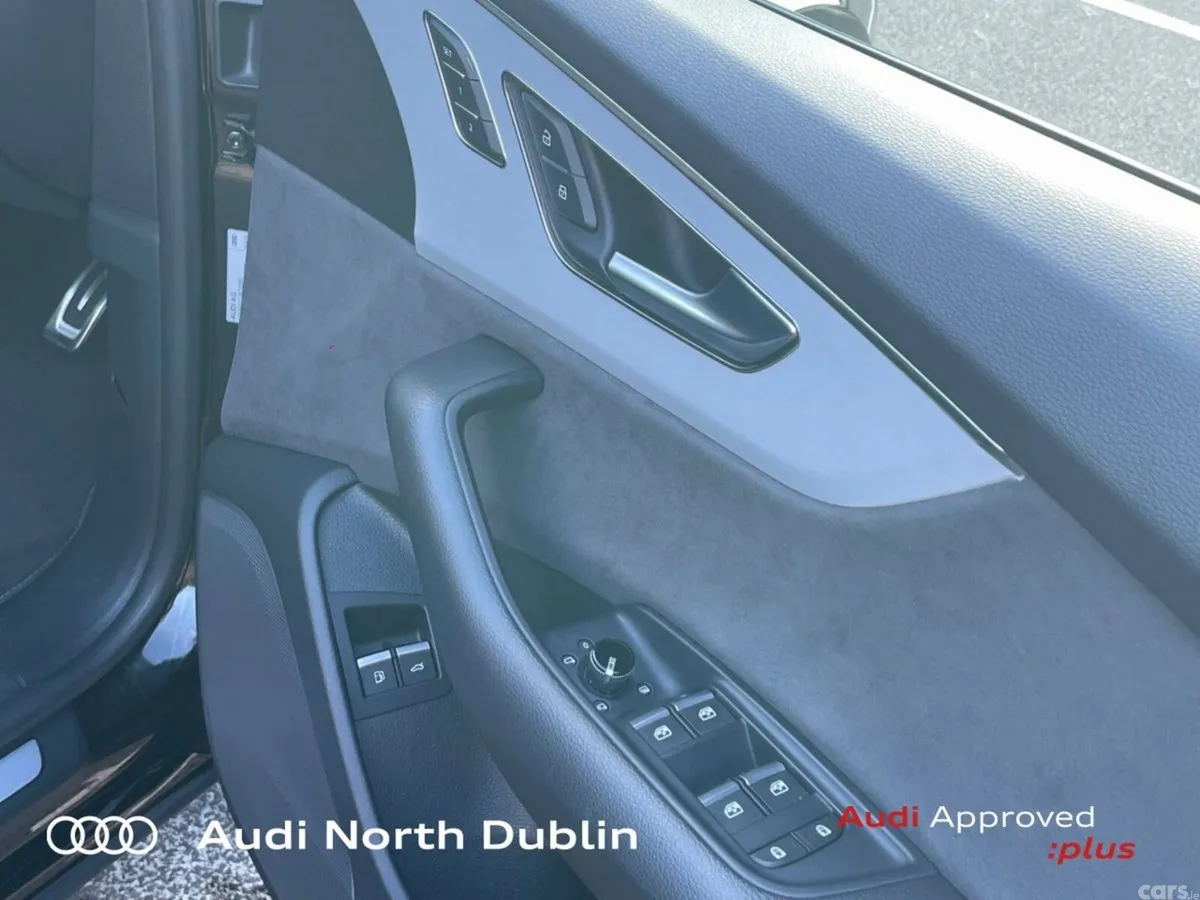Audi Q8 Hatchback, Petrol Plug-in Hybrid, 2023, Black