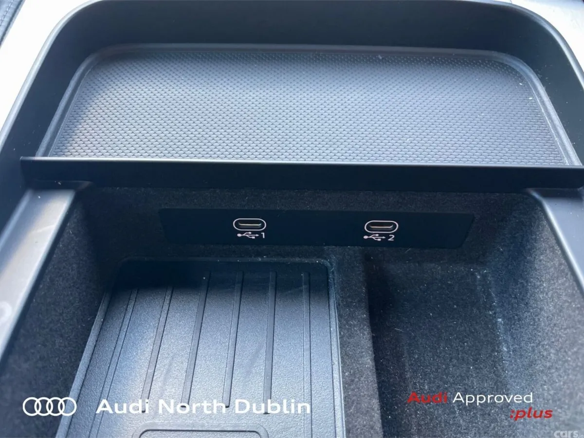 Audi Q8 Hatchback, Petrol Plug-in Hybrid, 2023, Black