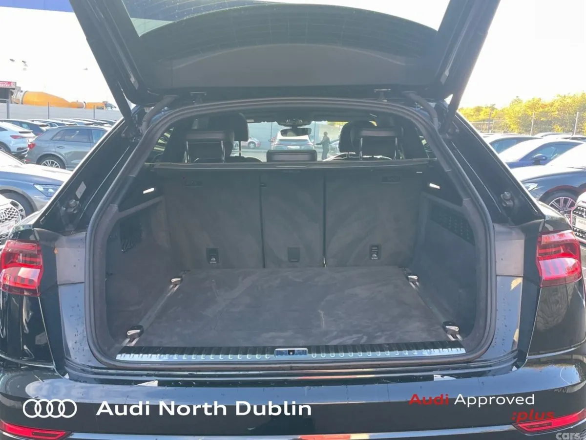 Audi Q8 Hatchback, Petrol Plug-in Hybrid, 2023, Black