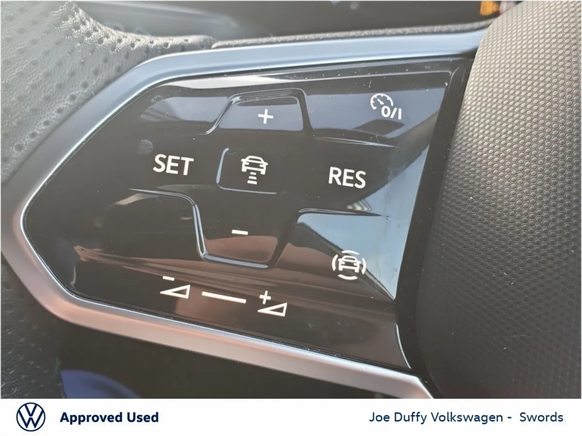 Volkswagen Golf Estate, Petrol, 2024, Grey