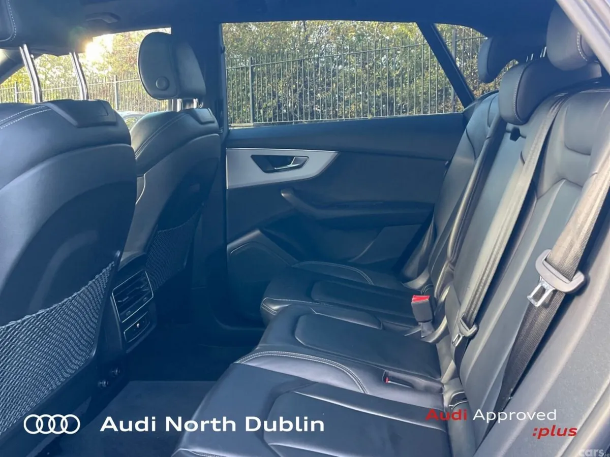 Audi Q8 Hatchback, Petrol Plug-in Hybrid, 2023, Black