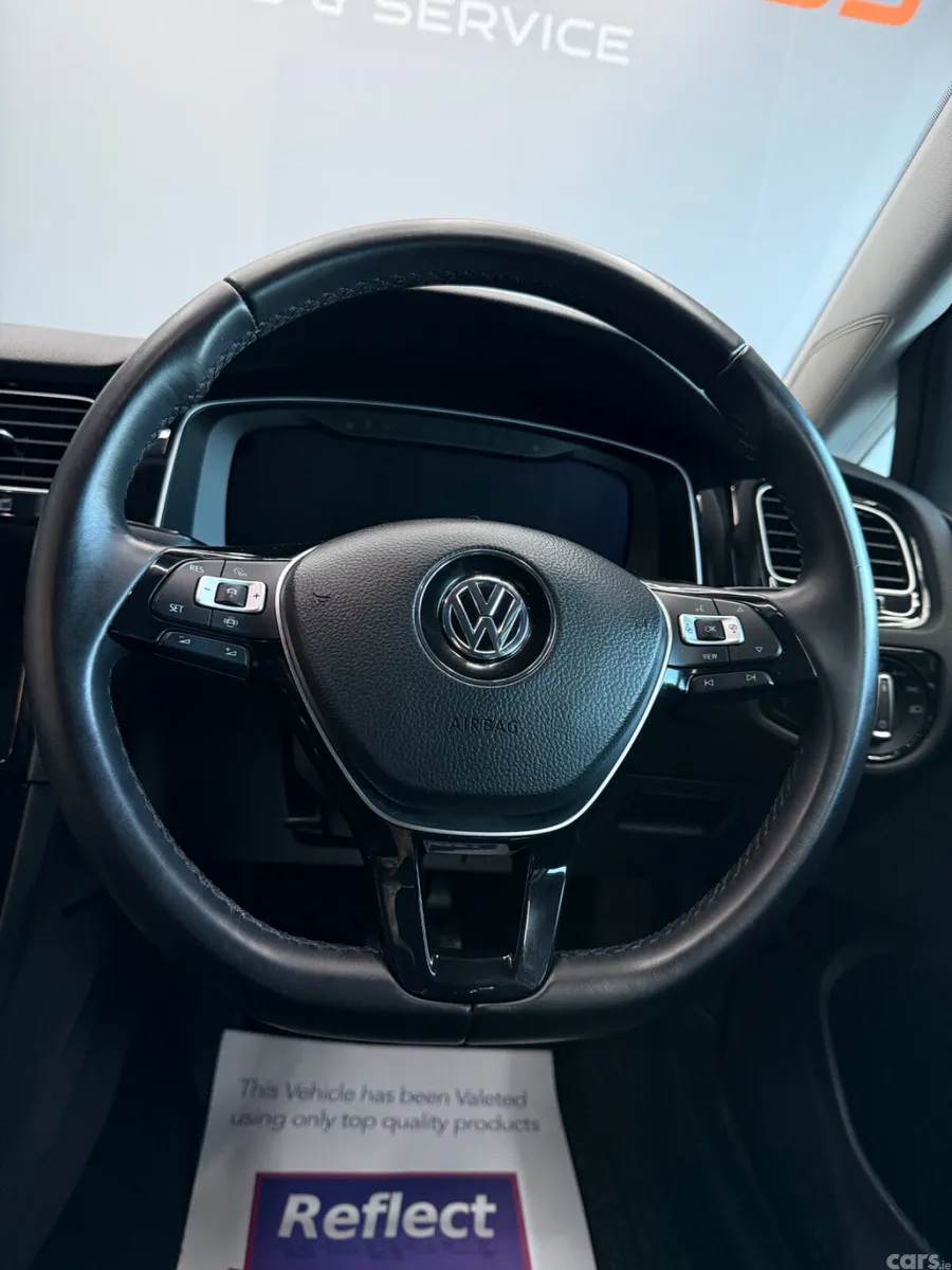 Volkswagen Golf Hatchback, Petrol, 2019, White