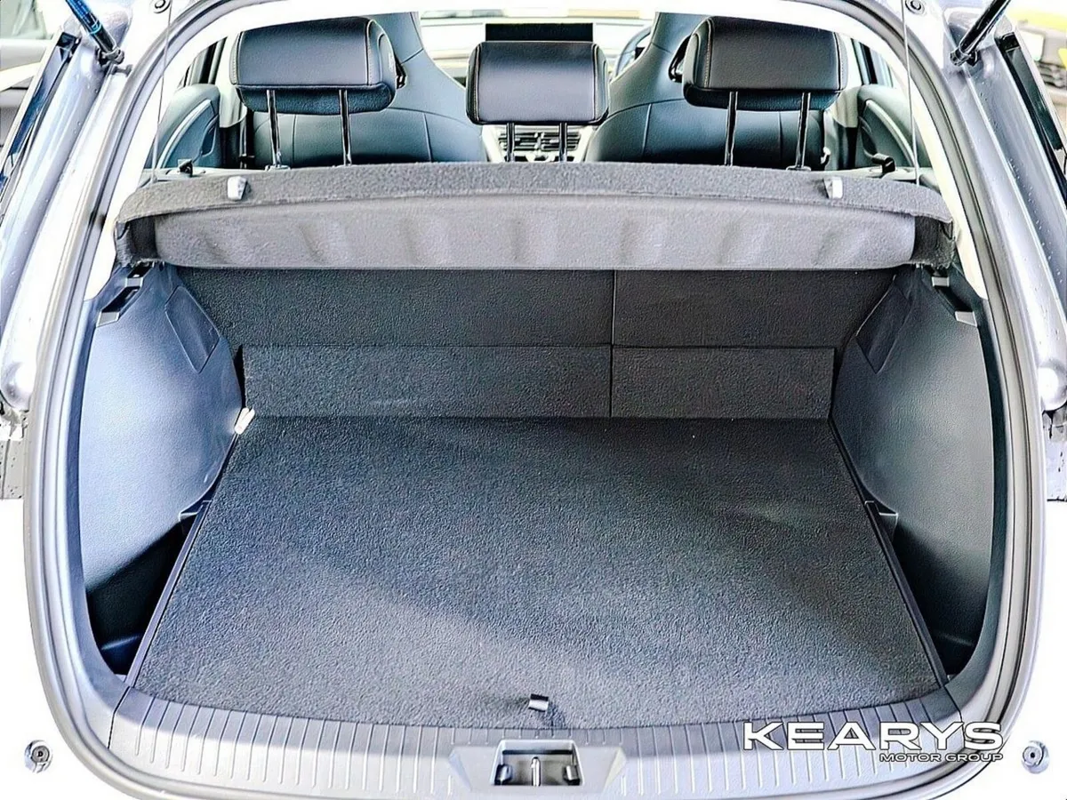 BYD SEALION 5 SUV, Petrol Plug-in Hybrid, 2026, Grey