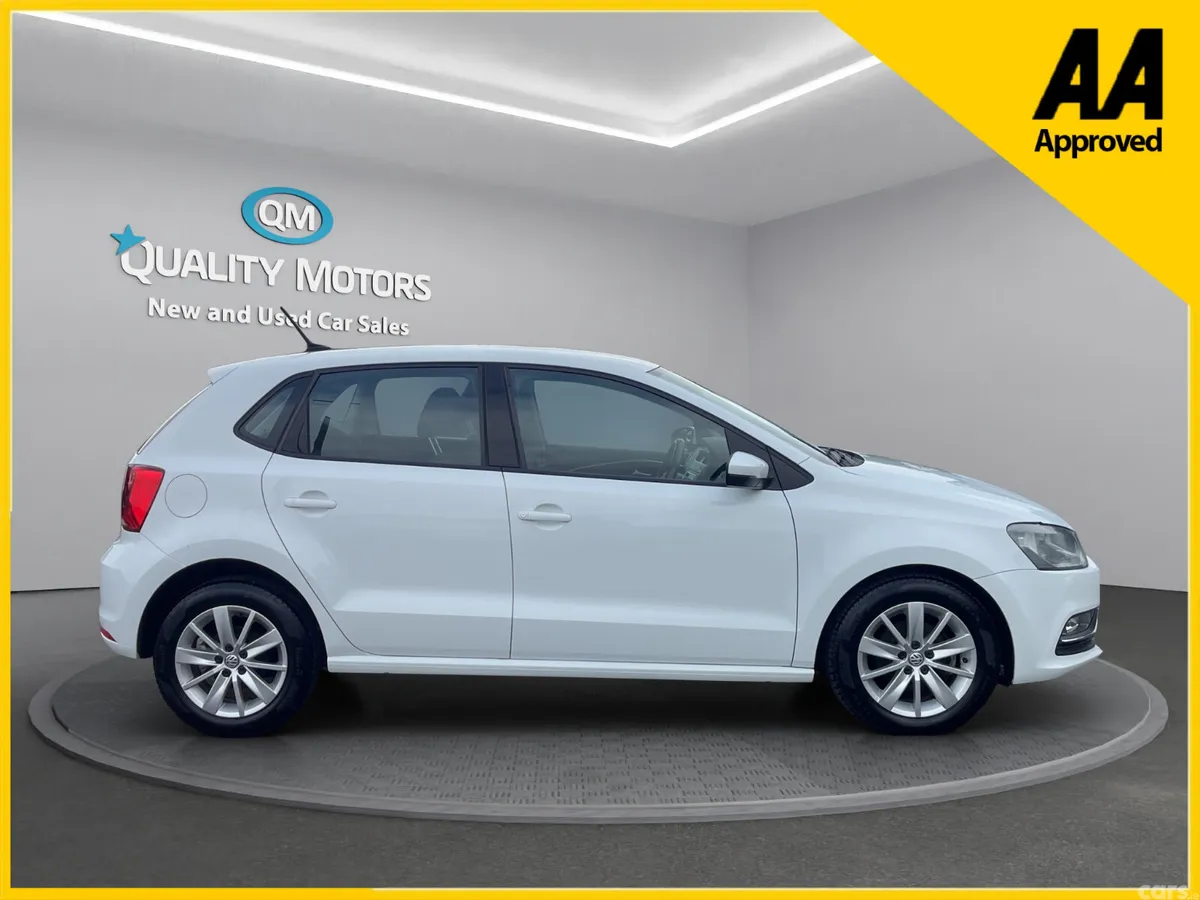 Volkswagen Polo Hatchback, Petrol, 2017, White