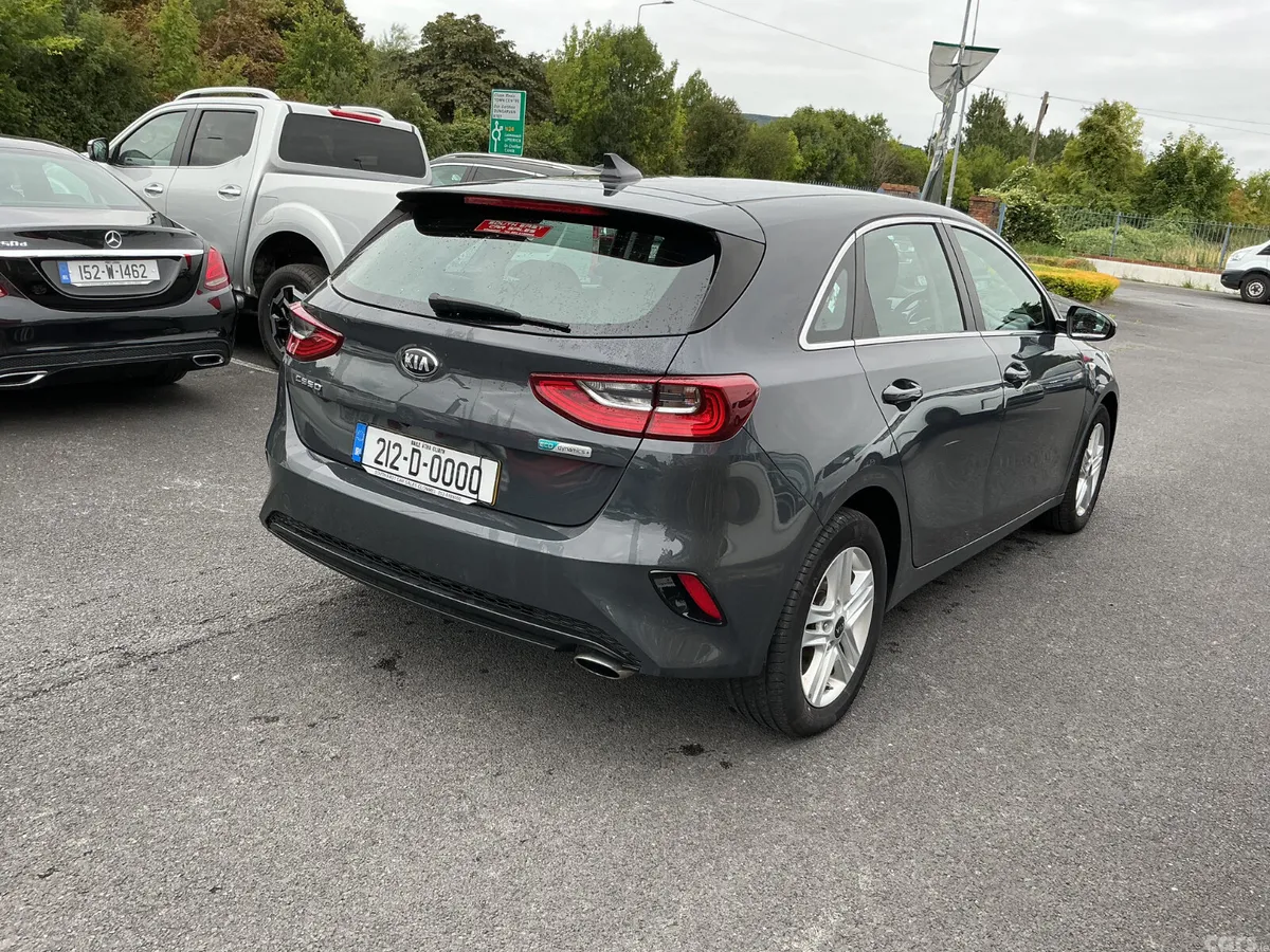 Kia Ceed Hatchback, Diesel Hybrid, 2021, Grey