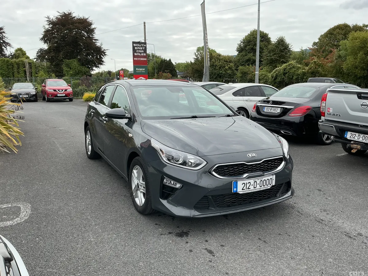 Kia Ceed Hatchback, Diesel Hybrid, 2021, Grey