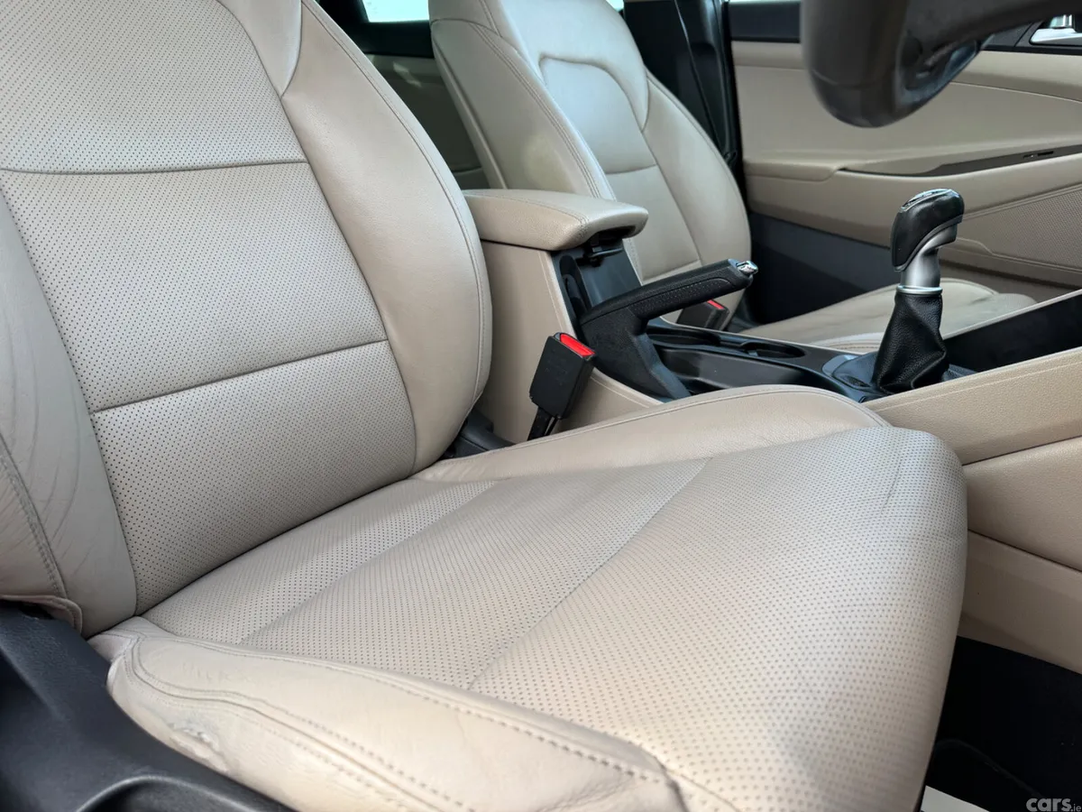 Hyundai Tucson SUV, Diesel, 2018, Blue