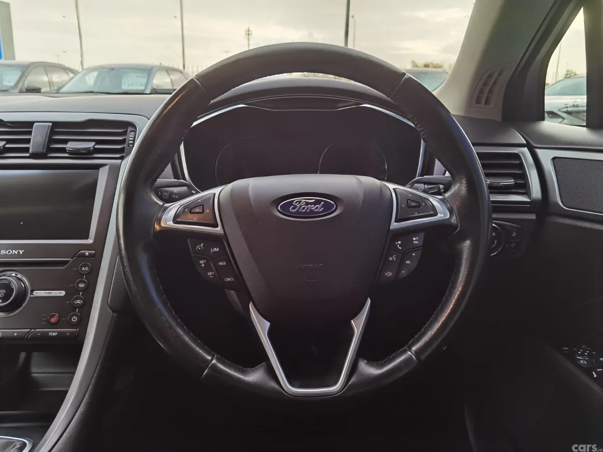 Ford Mondeo Hatchback, Diesel, 2018, Blue