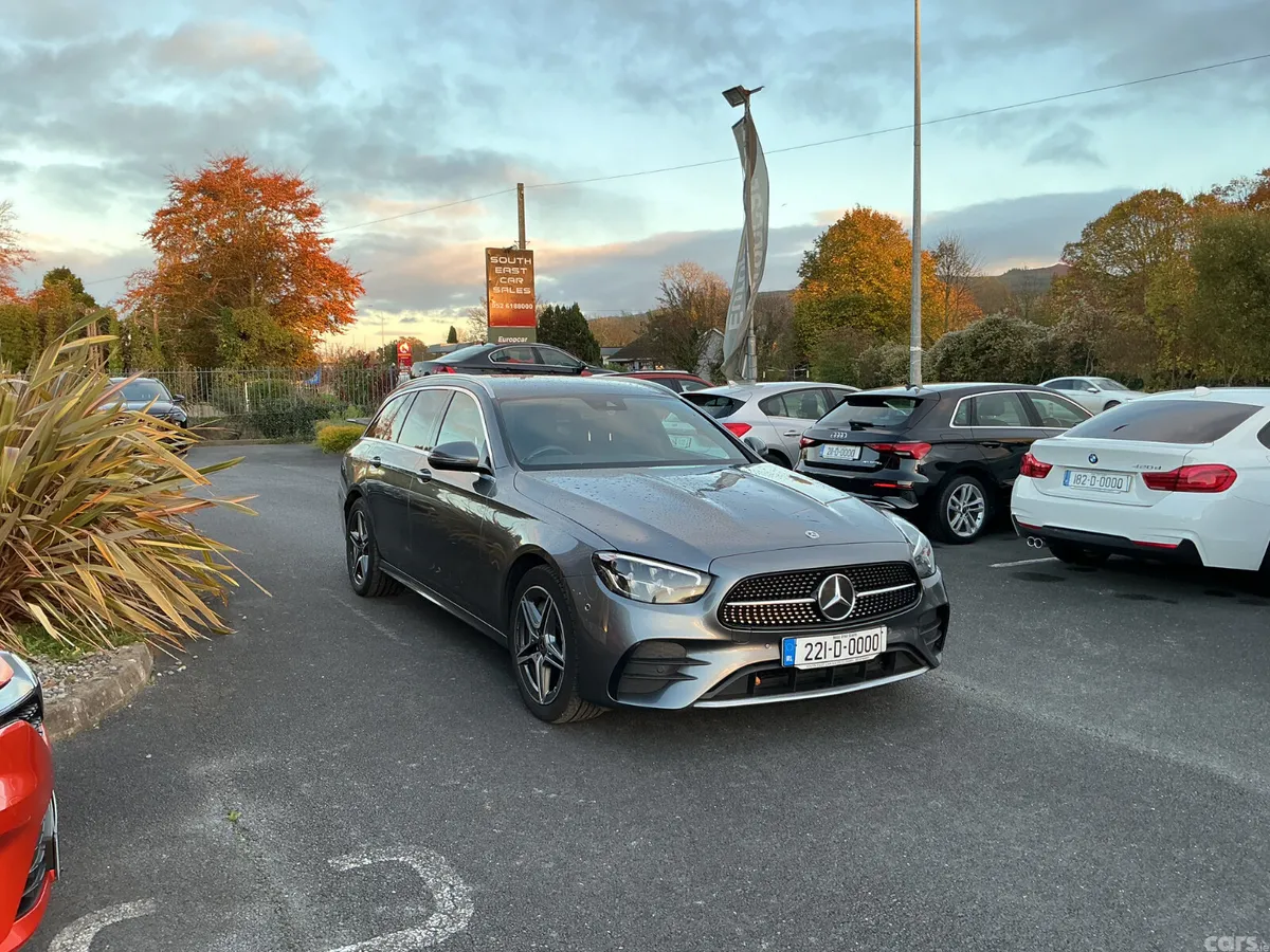 Mercedes-Benz 300 Estate, Diesel Hybrid, 2022, Grey