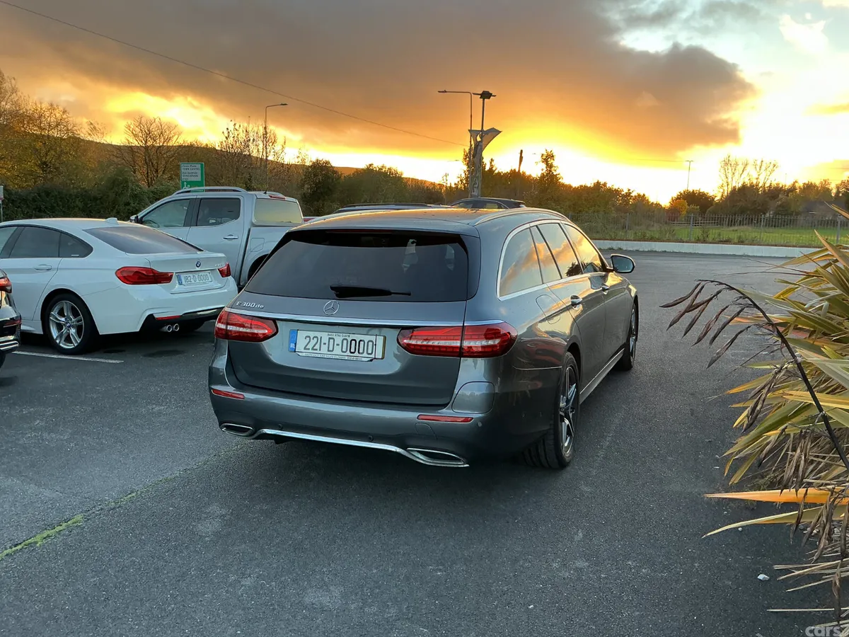 Mercedes-Benz 300 Estate, Diesel Hybrid, 2022, Grey