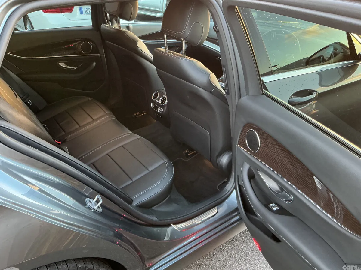 Mercedes-Benz 300 Estate, Diesel Hybrid, 2022, Grey