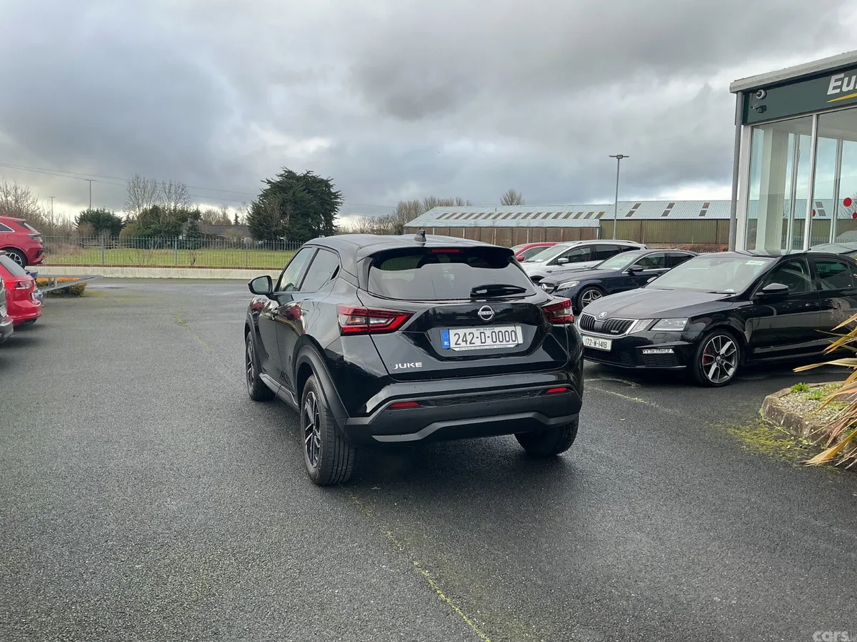 Nissan Juke SUV, Petrol, 2024, Black